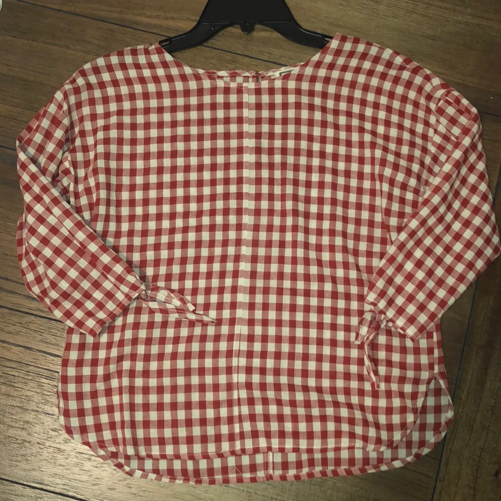 Checkered top!